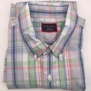Flawless UntuckIt Men’s Medium Button Down